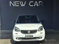 Usata Smart ForFour Passion 71 CV (52 kW) 2017 Bianco Utilitaria