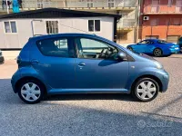 Usata Toyota Aygo 68 CV (50 kW) 2010 Bluazzurro Utilitaria