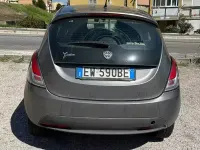 Usata Lancia Ypsilon 85 CV (62 kW) 2014 Grigio Utilitaria