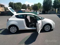 Usata Alfa Romeo MiTo Progression 85 CV (62 kW) 2012 Beige Utilitaria