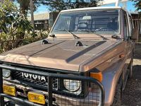 Usata Toyota Land Cruiser 1986 Marrone SUV