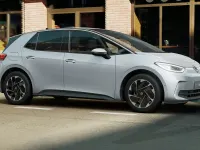 Nuova VW ID.3 Pro 150 kW (204 CV) 2026 Scale silver metallizzato nero Utilitaria