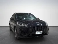 Usata Ford Kuga ST-Line 152 CV (111 kW) 2023 Blu SUV