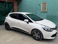 Usado Renault Clio IV Expression 75 CV (55 kW) 2015 Berlina