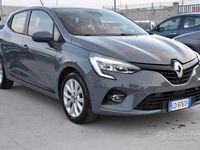 Usata Renault Clio V Business 75 CV (55 kW) 2020 Grigio Berlina