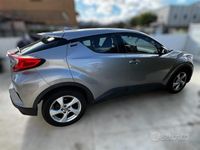 Usata Toyota C-HR Lounge 98 CV (72 kW) 2018 Grigio SUV