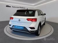 Usata VW T-Roc Style 116 CV (85 kW) 2019 Bianco ghiaccio metalizzato/te SUV