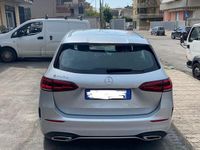 Usata Mercedes B200 AMG 150 CV (110 kW) 2022 Grigio Monovolume