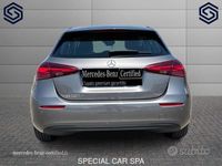 Usata Mercedes A180 Advanced 116 CV (85 kW) 2023 Grigio Berlina