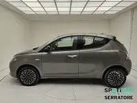Usata Lancia Ypsilon S 70 CV (51 kW) 2024 Grigio Utilitaria