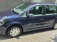 Usata VW Touran Trendline 105 CV (77 kW) 2014 Blu/azzurro Monovolume