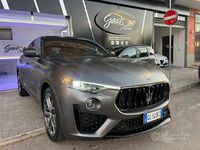 Usata Maserati Levante 250 CV (183 kW) 2021 Grigio SUV