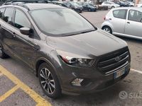 Usata Ford Kuga ST-Line 150 CV (110 kW) 2017 Nero SUV