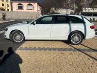Usado Audi A4 177 CV (130 kW) 2011 Blanco Familiar