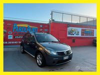 Usata Dacia Sandero Stepway 70 CV (51 kW) 2011 Grigio Berlina