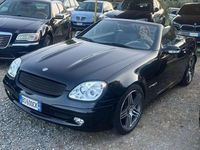 Usata Mercedes SLK200 AMG 163 CV (119 kW) 2001 Nero Cabrio