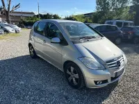 Usata Mercedes A180 Executive 108 CV (79 kW) 2012 Argento Utilitaria