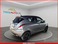 Usata Lancia Ypsilon Silver 71 CV (52 kW) 2022 Grigio Utilitaria