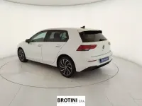 Usata VW Golf VIII Life 110 CV (80 kW) 2023 Bianco Berlina