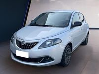 Usata Lancia Ypsilon Gold 69 CV (50 kW) 2022 Grigio Utilitaria