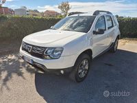 Usata Dacia Duster Lauréate 110 CV (80 kW) 2014 Bianco SUV