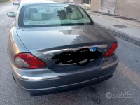Usata Jaguar X-type 131 CV (96 kW) 2006 Grigio Berlina