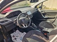 Usata Peugeot 208 92 CV (67 kW) 2012 Grigio Utilitaria