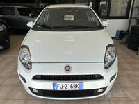 Usata Fiat Punto Easy 95 CV (69 kW) 2017 Bianco Utilitaria