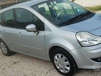 Usata Renault Modus 70 CV (51 kW) 2009 Grigio Monovolume