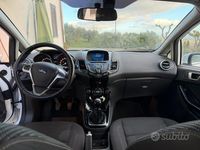 Usata Ford Fiesta 95 CV (69 kW) 2016 Bianco Utilitaria