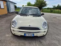 Usata Mini ONE 90 CV (66 kW) 2003 Giallo Utilitaria