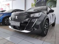 Usata Peugeot 2008 S 101 CV (74 kW) 2022 Nero SUV