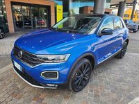 Usata VW T-Roc 150 CV (110 kW) 2021 Blu SUV