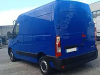 Usata Renault Master 136 CV (100 kW) 2023 Blu/azzurro Monovolume