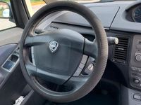 Usata Lancia Musa 69 CV (50 kW) 2008 Monovolume