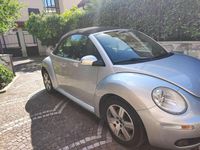 Usata VW New Beetle Cabriolet 105 CV (77 kW) 2008 Grigio Cabrio