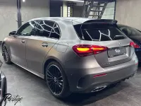 Usata Mercedes A180 AMG Line Premium Plus 116 CV (85 kW) 2023 Grigio Berlina