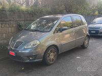 Usata Lancia Musa Platinum 120 CV (88 kW) 2009 Grigio Monovolume