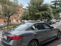Usata Alfa Romeo Giulia 150 CV (110 kW) 2018 Grigio Berlina
