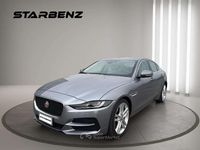 Usata Jaguar XE R-Dynamic 179 CV (131 kW) 2020 Argento Berlina
