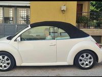 Usata VW New Beetle Cabriolet 102 CV (75 kW) 2004 Bianco Cabrio