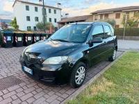 Usata Mazda 2 68 CV (50 kW) 2003 Nero Utilitaria