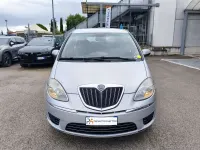 Usata Lancia Musa 77 CV (56 kW) 2010 Argento Monovolume
