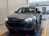 Usata Isuzu D-Max 163 CV (119 kW) 2024 Grigio SUV