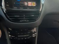 Usata Peugeot 2008 Allure 2017 Bianco SUV