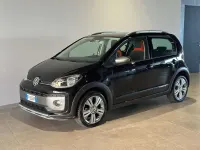 Usata VW cross up! 75 CV (55 kW) 2018 Nero Utilitaria