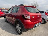 Usata Dacia Sandero Stepway 90 CV (66 kW) 2016 Rosso Berlina