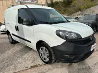 Usata Fiat Doblò 105 CV (77 kW) 2020 Bianco Monovolume