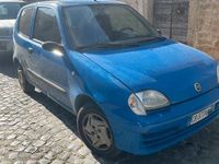Usata Fiat 600 54 CV (39 kW) 2004 Blu Berlina