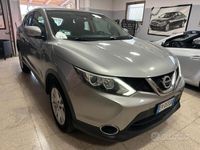 usata Nissan Qashqai 1.6 dCi Tekna NAVIGATORE-RETROCAMER